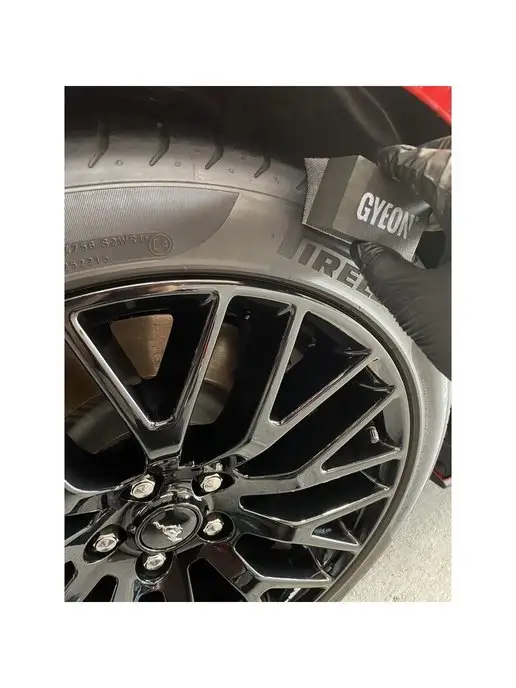 Gyeon Q2M Tire Applicator Small Губка для шин 6х6х4см, 6x6x4 см, фото 5