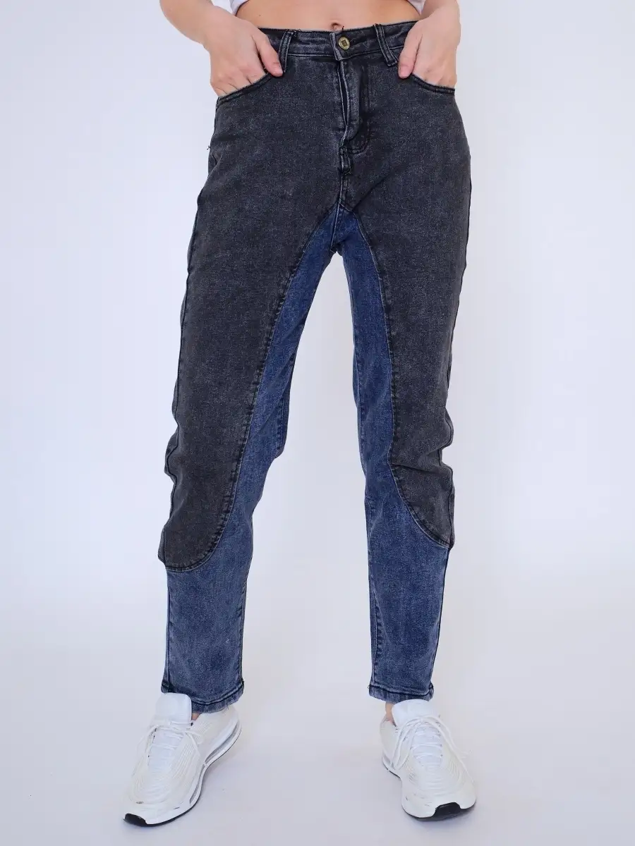 Мода-А Женские разноцветные джинсы со вставками