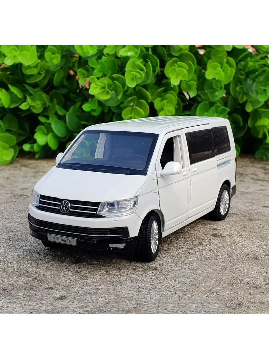 Модель автомобиля Volkswagen Multivan, масштаб 1:32, свет/звук JKM 50058822  купить в интернет-магазине Wildberries