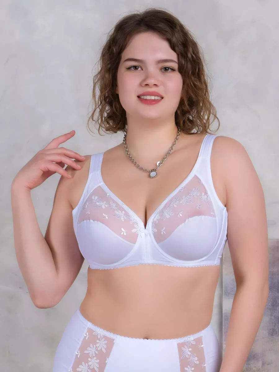 Порно видео Красивая зрелая женщина с большой грудью