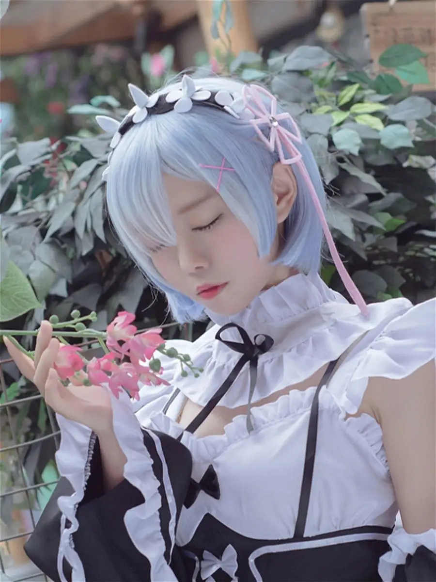 Rem cosplay discount
