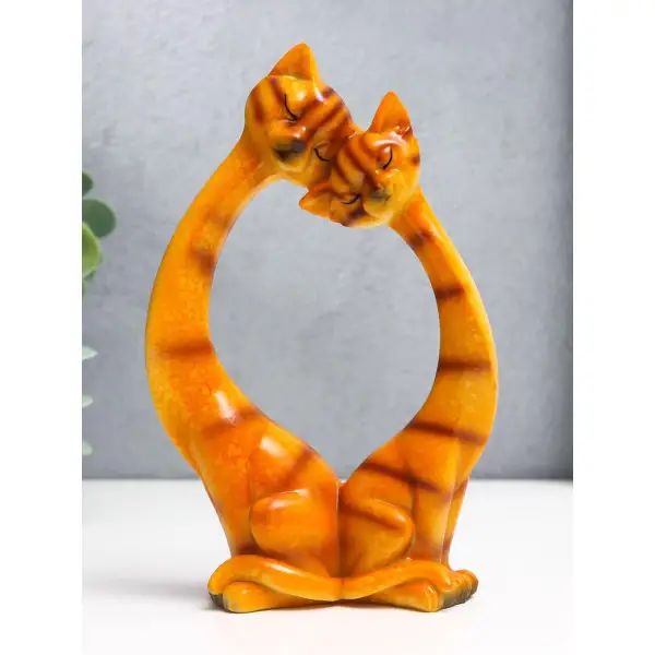 Фигурка