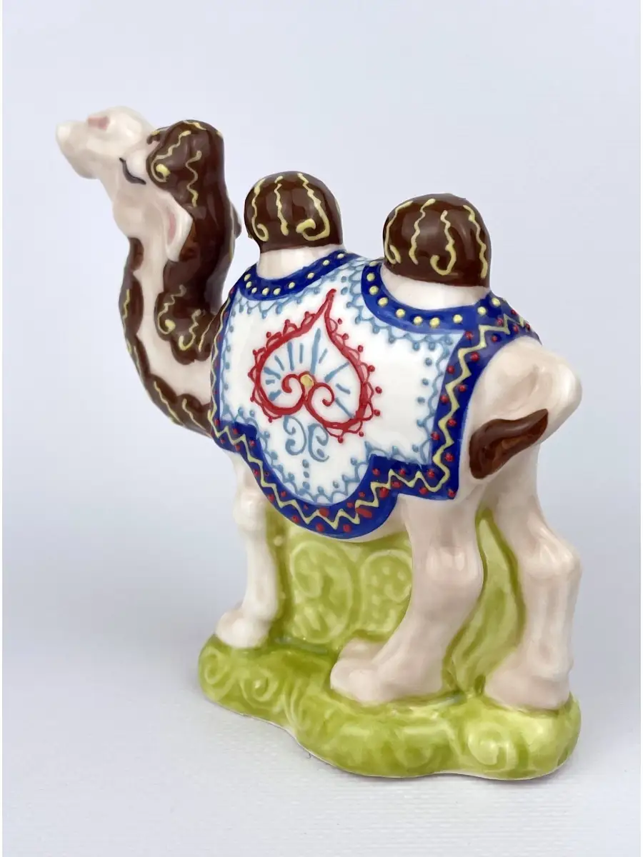 Фарфоровая статуэтка верблюд в лоскутном одеяле Ceramic Fauna 60787686  купить за 1 827 ₽ в интернет-магазине Wildberries