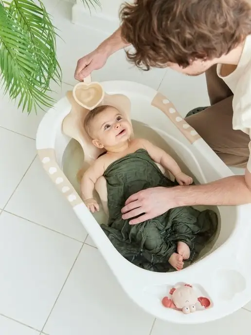 Happy Baby Ванночка для купания пластиковая с горкой и ковшиком, желтый, фото 7
