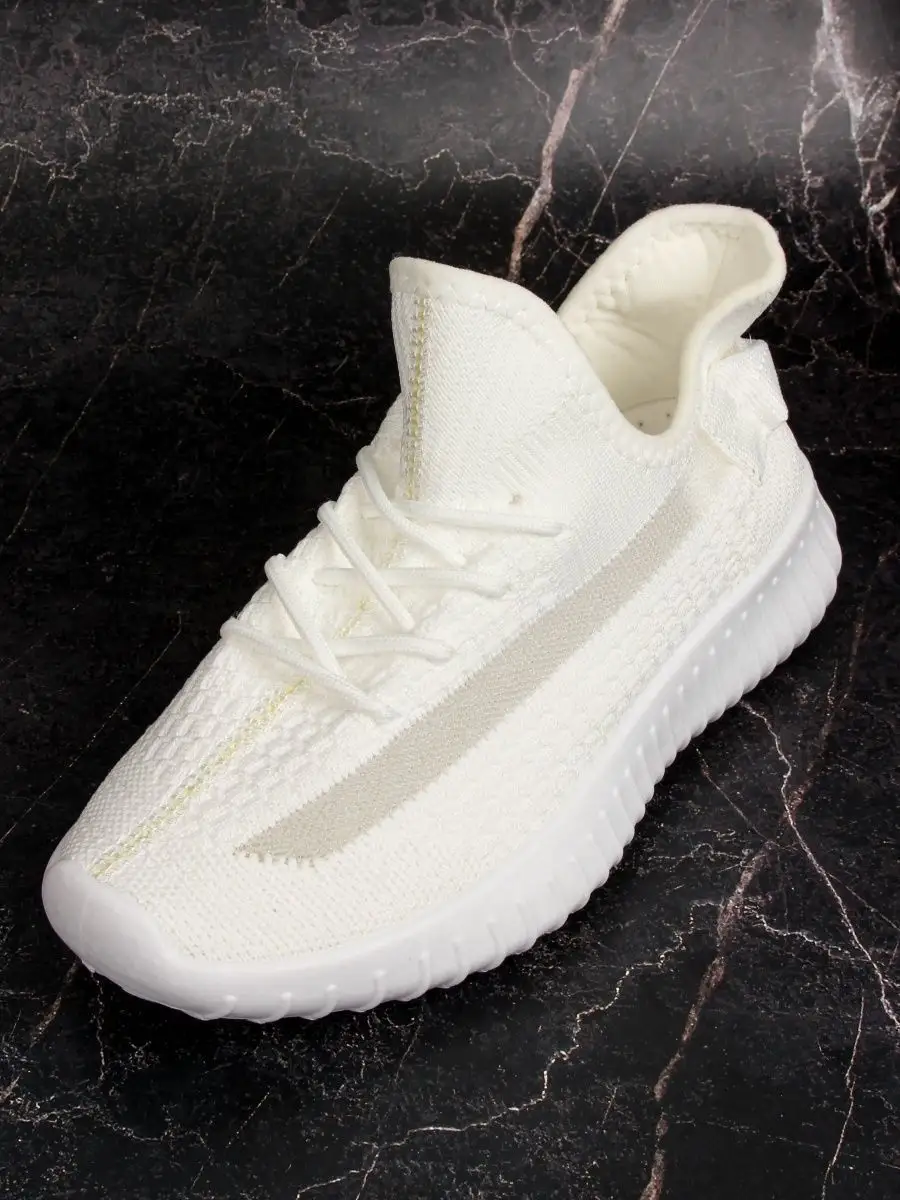 Кроссовки yeezy boost для спорта легкие изики Golden Star 64971303 купить  за 1 260 ₽ в интернет-магазине Wildberries