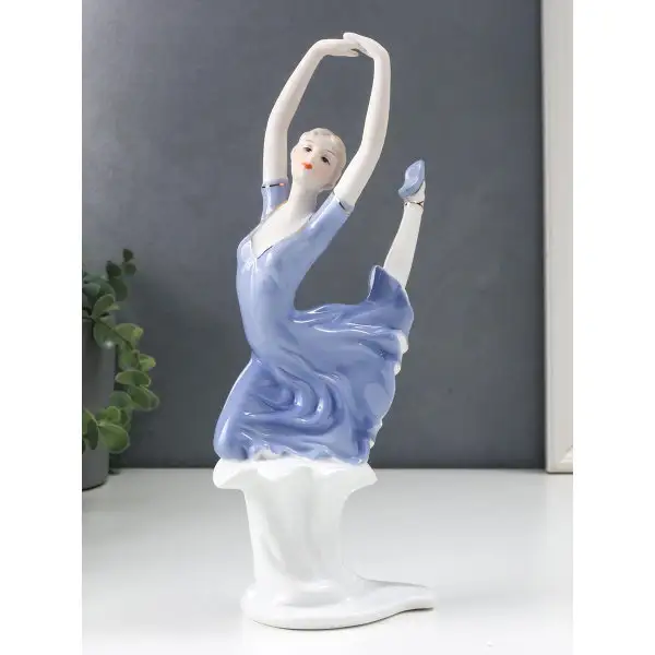 Фигурка